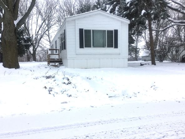 Villa Village: 2404 N 8th St, Red Oak, IA 51566